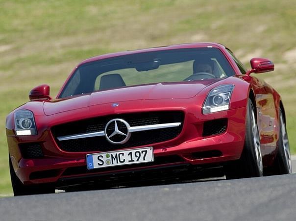 Mercedes-Benz SLS AMG